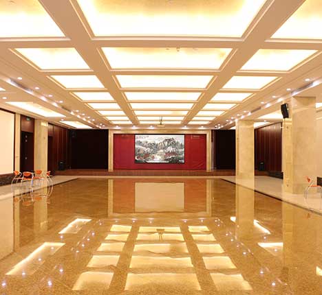 深圳旭生美術館展覽展廳.jpg